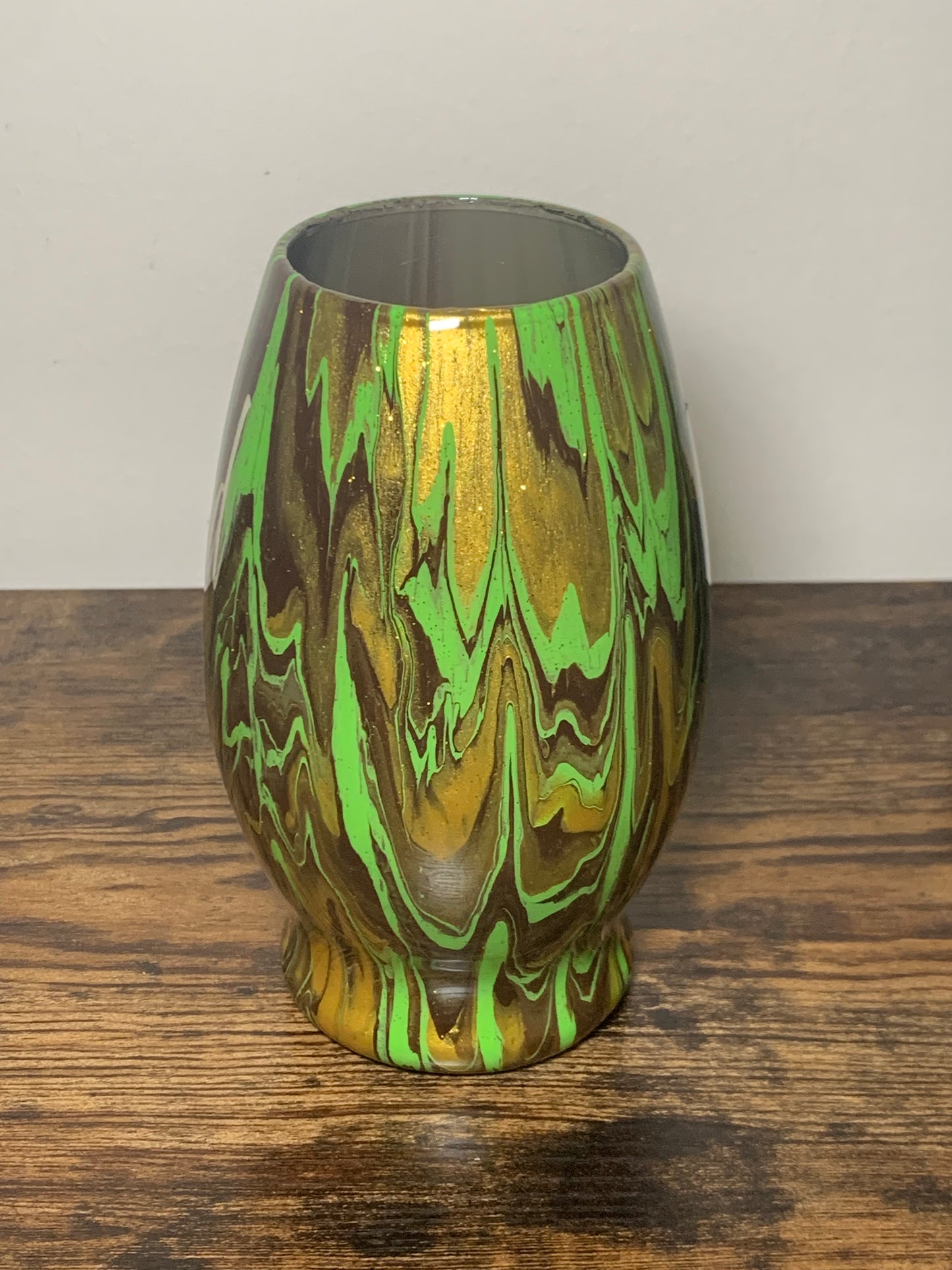 VASES, 7" ASSORTED