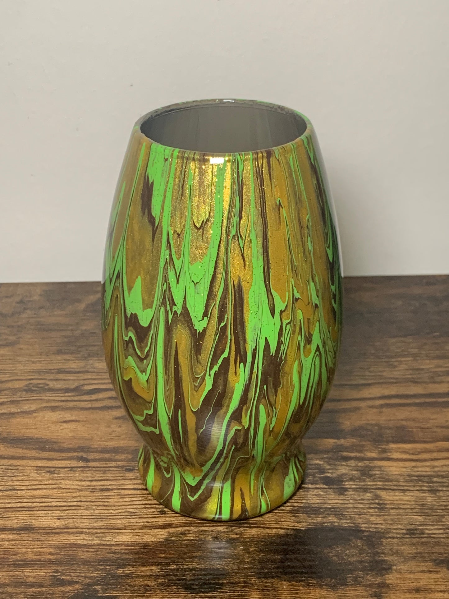 VASES, 7" ASSORTED